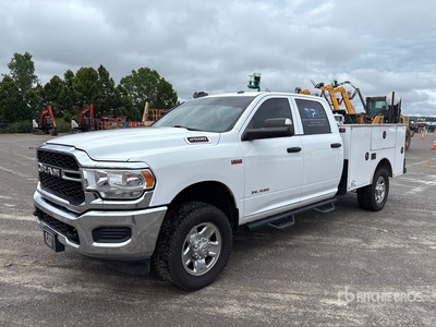 2022 Ram 2500 4x4 Crew Cab Camión Utilitario