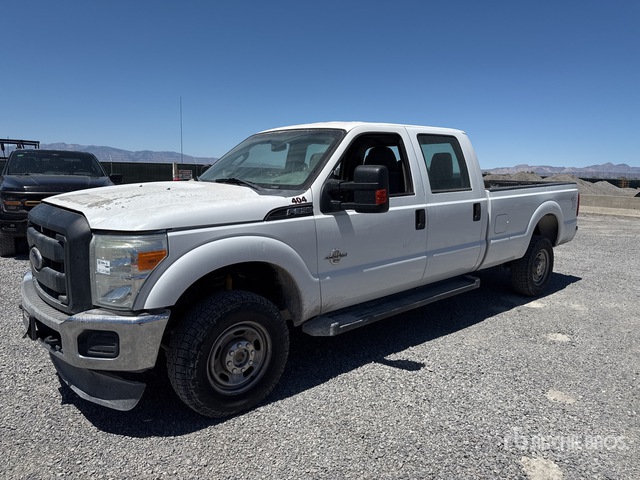 2014 Ford F-350 XL 4x4 Crew Cab Pickup