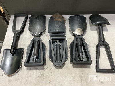 (263) Entrenching Tools