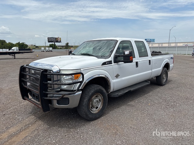 2012 Ford F-250 XL 4x4 Crew Cab Pickup