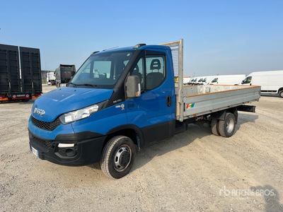2016 Iveco Daily 35-110 Flatbed Truck