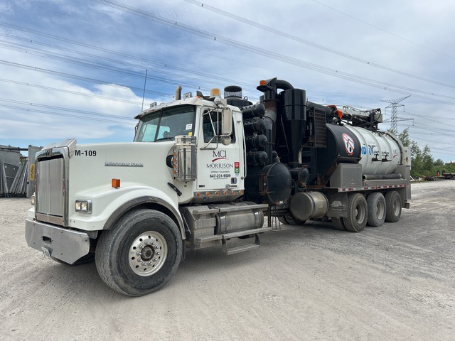 2013 Vactor on 2016 Western Star 8x6 Vacuum Excavator Truck