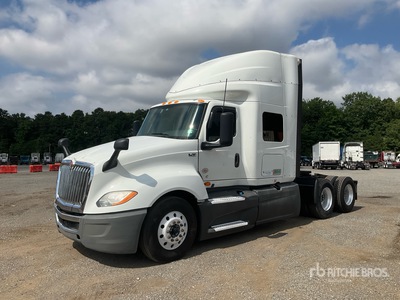 2019 International LT625 6x4 Cabeza Tractora Cabina Dormitorio