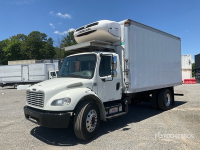 2015 Freightliner M2 106 4x2 Kühlfahrzeuge