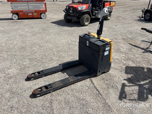 2005 Electric Lane 116 Section 2 Pallet Jack