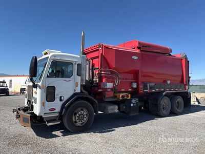 2016 Peterbilt 320 6x4 Side Loader Waste Collection Truck