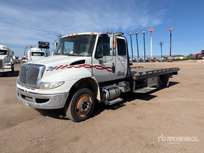 2016 International MV EC 4x2 Extended Cab Tilt Tray Truck