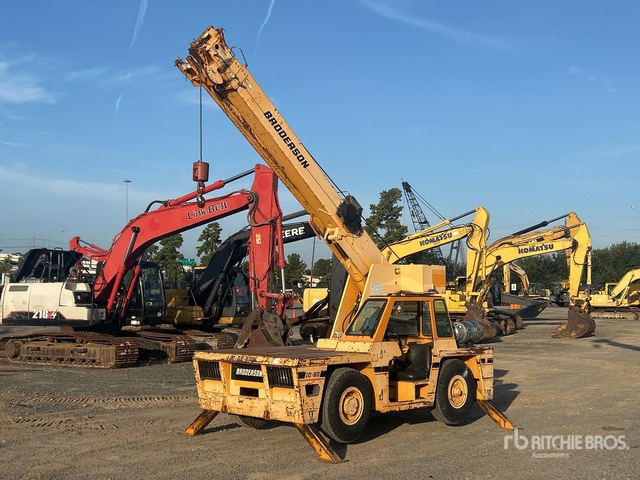 2008 Broderson IC-80-3G 4x4x4 Carry Deck Crane
