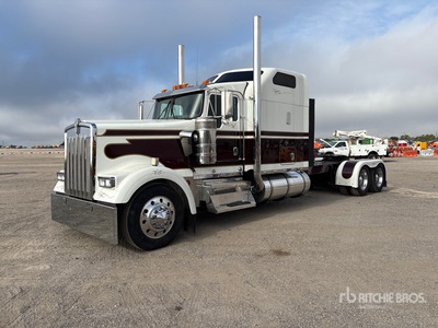 2004 Kenworth W900 6x4 T/A Sleeper Truck Tractor