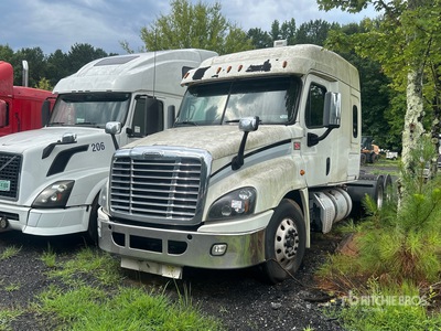 2019 Freightliner Cascadia 125 6x4 3- Achs Sattelzugmaschine mit Schlafkabine