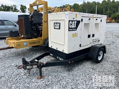 2016 Cat XQ350 27 kW Mobile Generatore