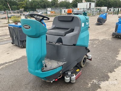 Tennant T981 Ride-On Electric Sweeper