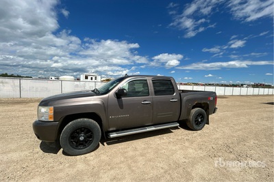 2007 Chevrolet Silverado 1500 LT 4x4 Crew Cab Pickup