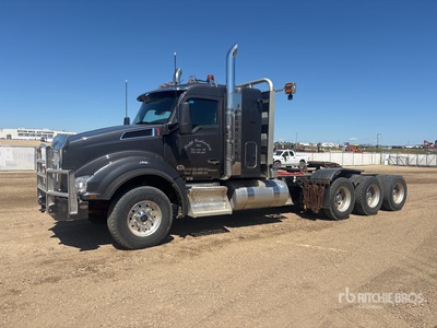 2026 Kenworth T880 8x6 トラックトラクター(Tri/A)
