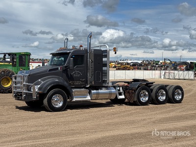 2024 Kenworth T880 8x6 Sleeper Truck Tractor