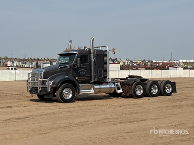 2024 Kenworth T880 8x6 Tri/A Sleeper Truck Tractor