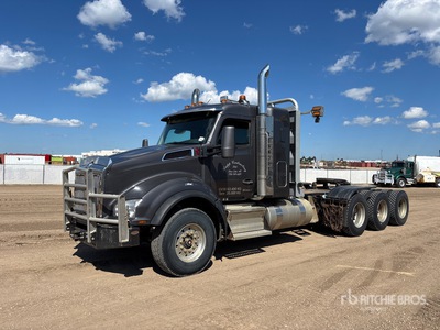 2023 Kenworth T880 8x6 Tri/A Sleeper Truck Tractor