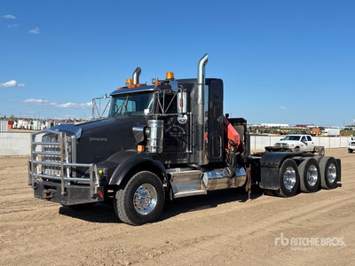 1995 Palfinger PK8000 8510 lb Knuckle Boom on 2015 Kenworth T800 8x6 Sleeper Boom Truck