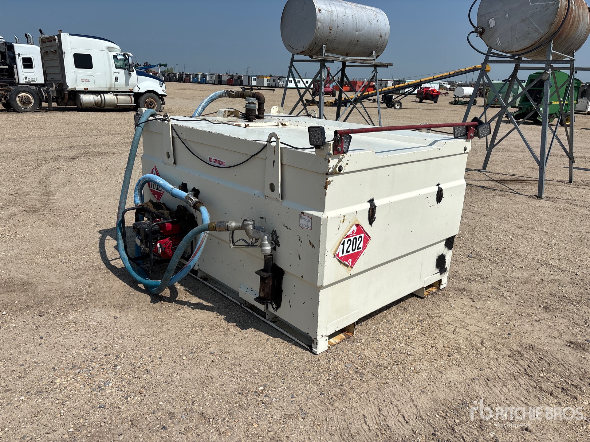 2005 Trans Cube 2944 L Skid Mounted Steel Diesel Fuel Tank
