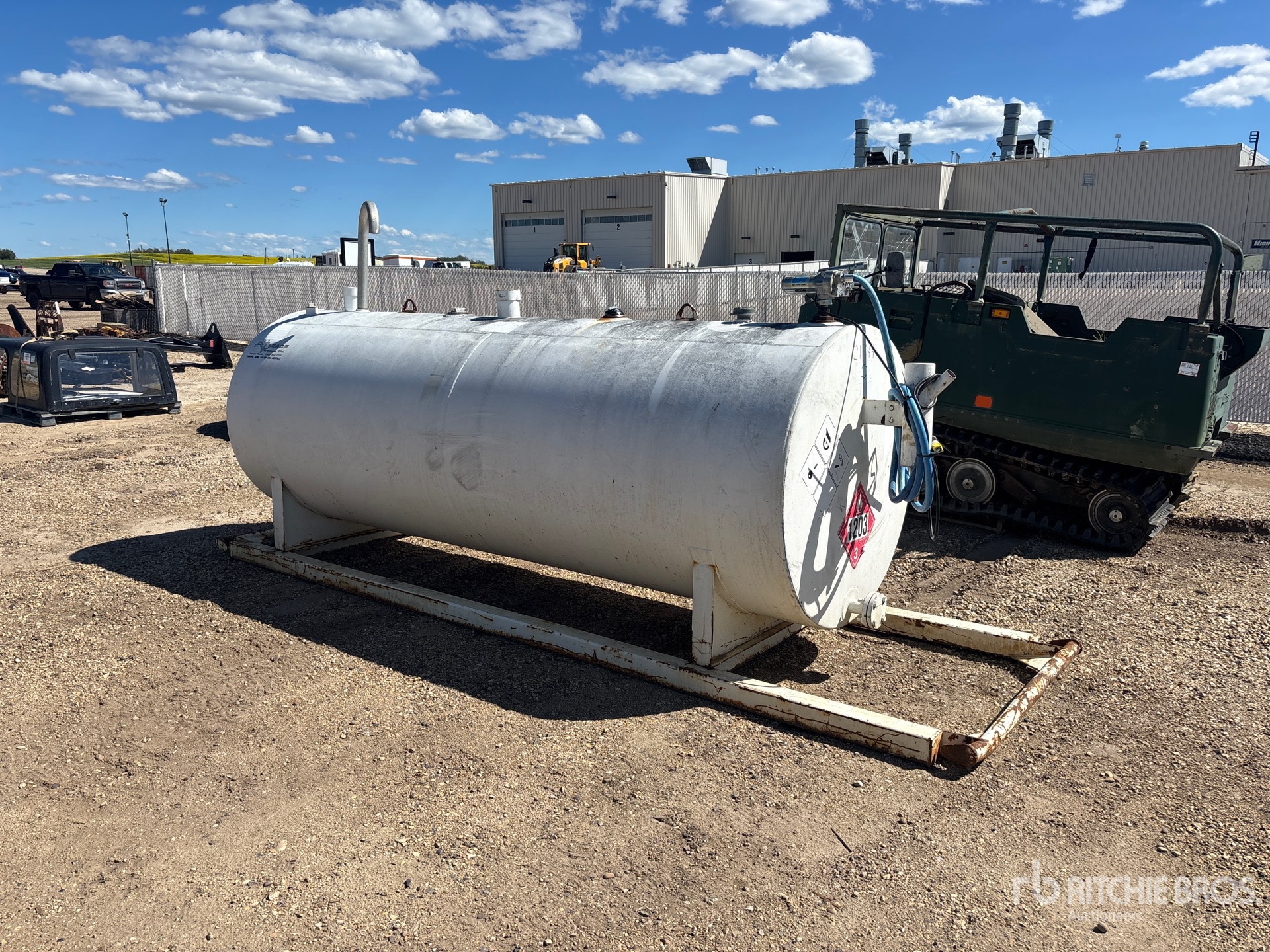 2007 4328 L Skid Mounted Steel Gasoline Fuel Tank