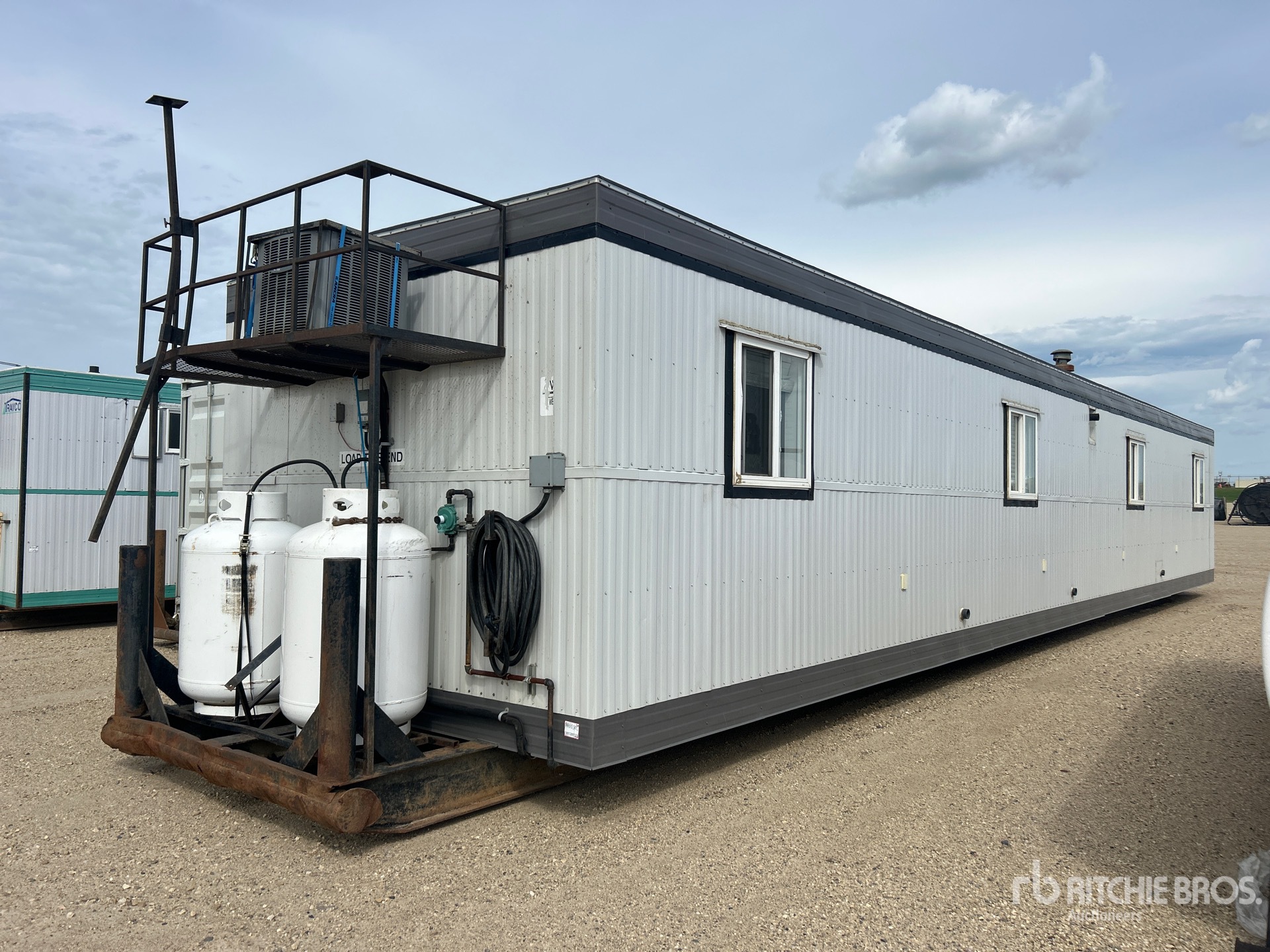 60 ft x 12 ft 8 Person Skid-Mounted Wet Sleeper Mobile Camp