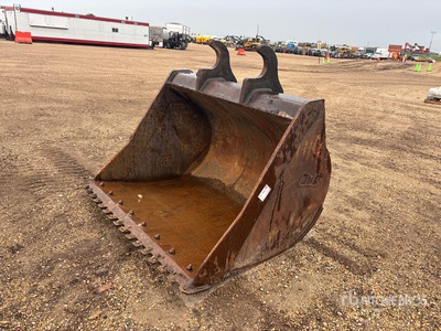 64 in Q/C Cleanup Excavator Bucket
