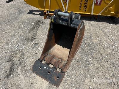 Werk-Brau 20 in Q/C Cleanup Benna per escavatore - Fits Komatsu PC55MR-5