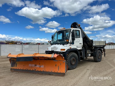 2005 Hiab 1668-3 HIDUO 11460 lb Knuckle Boom on 2005 Unimog 405.230 4x4 Boom Truck