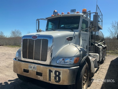 2014 Peterbilt 348 6x4 Water Truck