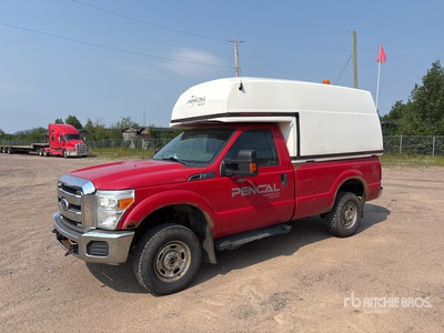 2011 Ford F-250 XLT 4x4 Pickup