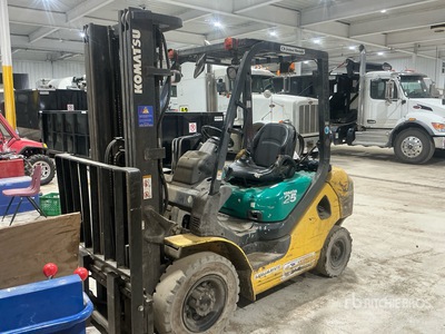 2006 Komatsu FG25T-16 3750 lb Cushion Tire Forklift