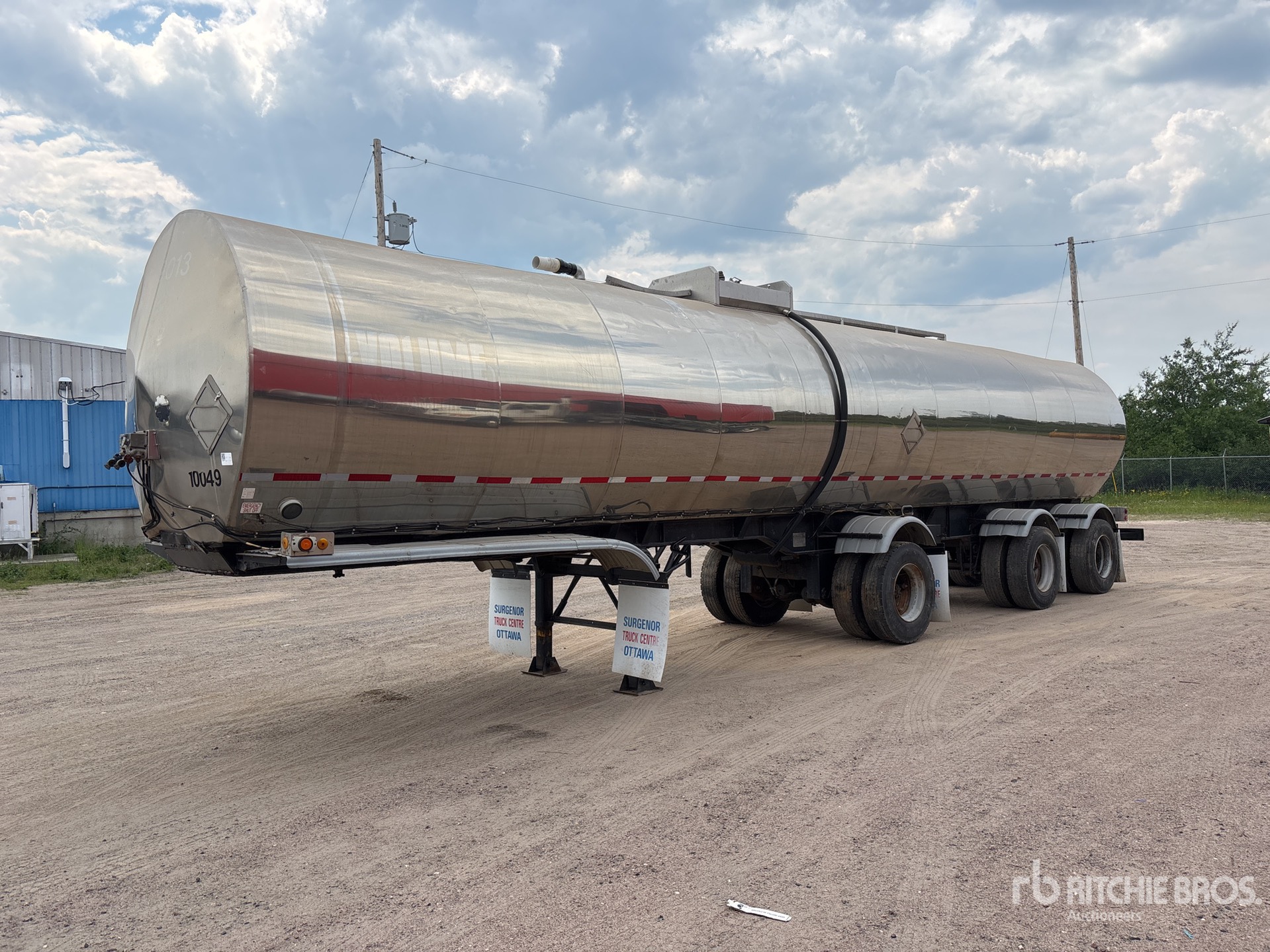 1978 9000 gal Tri/A Tanker Trailer