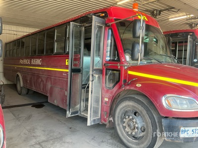 2014 Freightliner B2 4x2 38-Seat Crew Carrier Bus