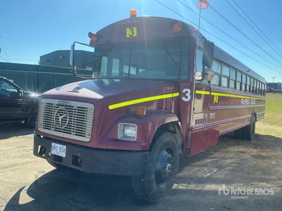 2007 Freightliner FS65 4x2 38-Seat Crew Carrier Bus