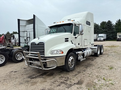 2016 Mack CXU613 6x4 T/A Sleeper Truck Tractor
