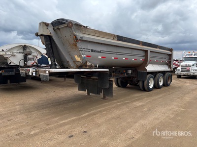 2008 Midland SK3000 32 ft Tri/A End Dump Trailer
