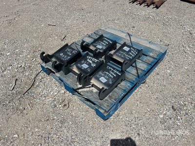 Quantity of (5) Mini Attacco rapido per escavatore