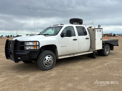 2012 Chevrolet Silverado 3500HD 4x4 Crew Cab Flatbed Truck