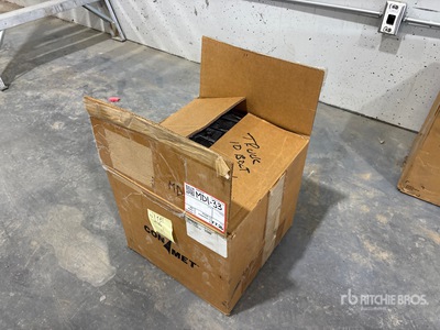10 Bolt wheel Hub トラック付属品 (Unused)