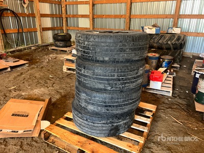 Quantity of (4) Bridgestone 265/50R20 Neumáticos