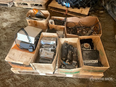 Quantity of Vintage Radios
