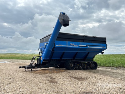 2013 Elmers HM2000 2000 bu Tracked Grain Cart