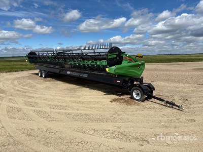 2024 John Deere HD50 50 ft Hinged Draper Combine Header
