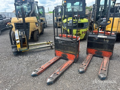 2010 Toyota 7HBW23 4500 lb Electric Pallet Jack