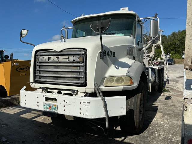 2018 Mack GU813 8x4 Mixer Truck (Inoperable)