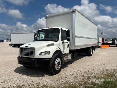 2020 Freightliner M2 106 4x2 Furgonetka