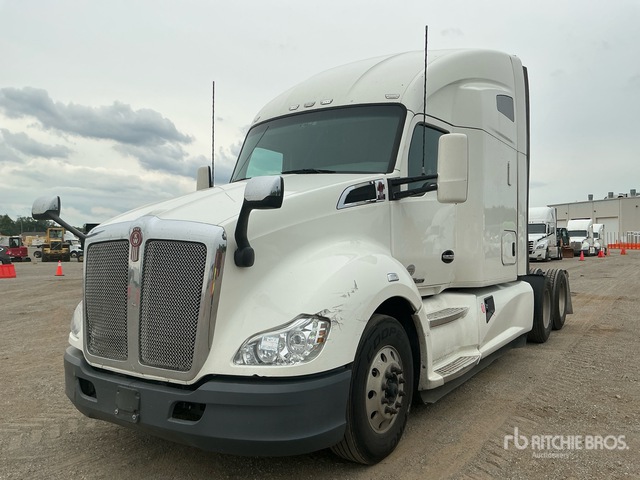 2019 Kenworth T680 6x4 T/A Sleeper Truck Tractor