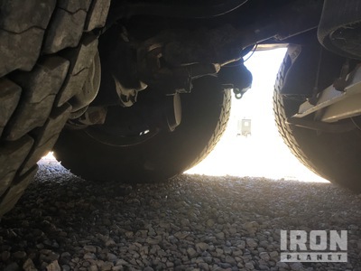 Drivetrain with Rear Axle