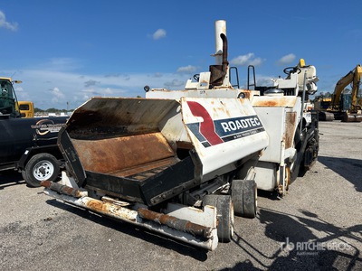 2009 Roadtec RP190 Wheel Asphalt Paver (Inoperable)