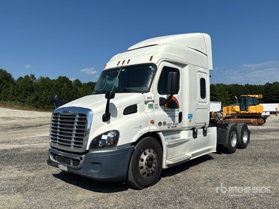 2018 Freightliner Cascadia 113 6x4 Tracteur Routier Couchette